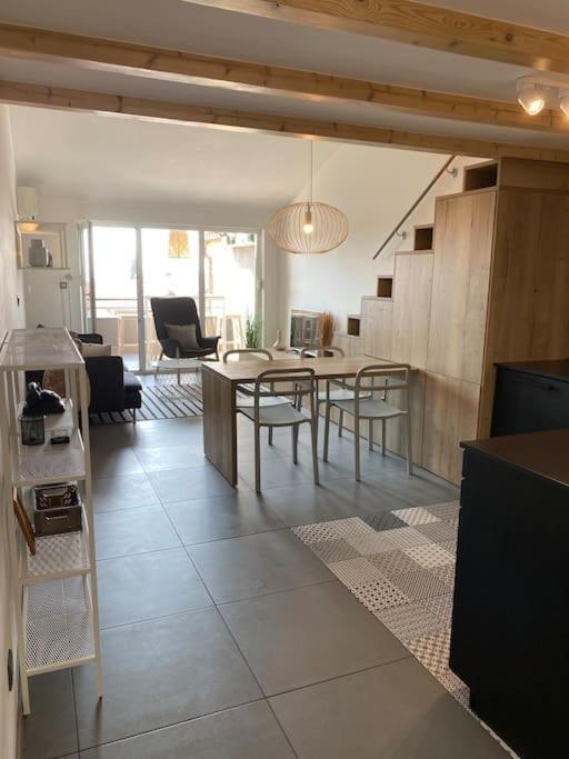 PUY Ebli Seaview 아파트 외부 사진